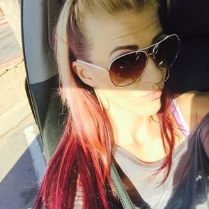 Meet your Posher, Leah